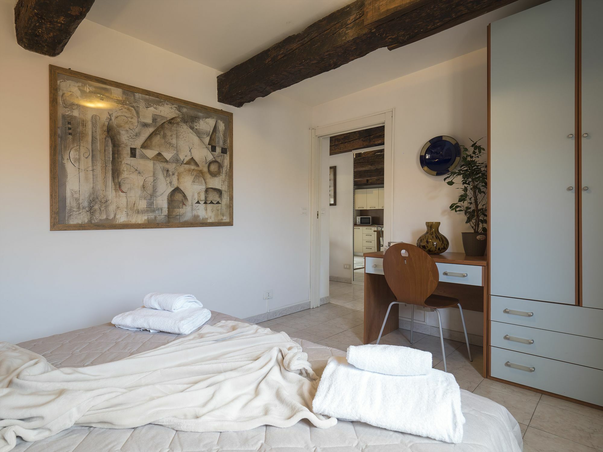 Smeraldo Apartment *